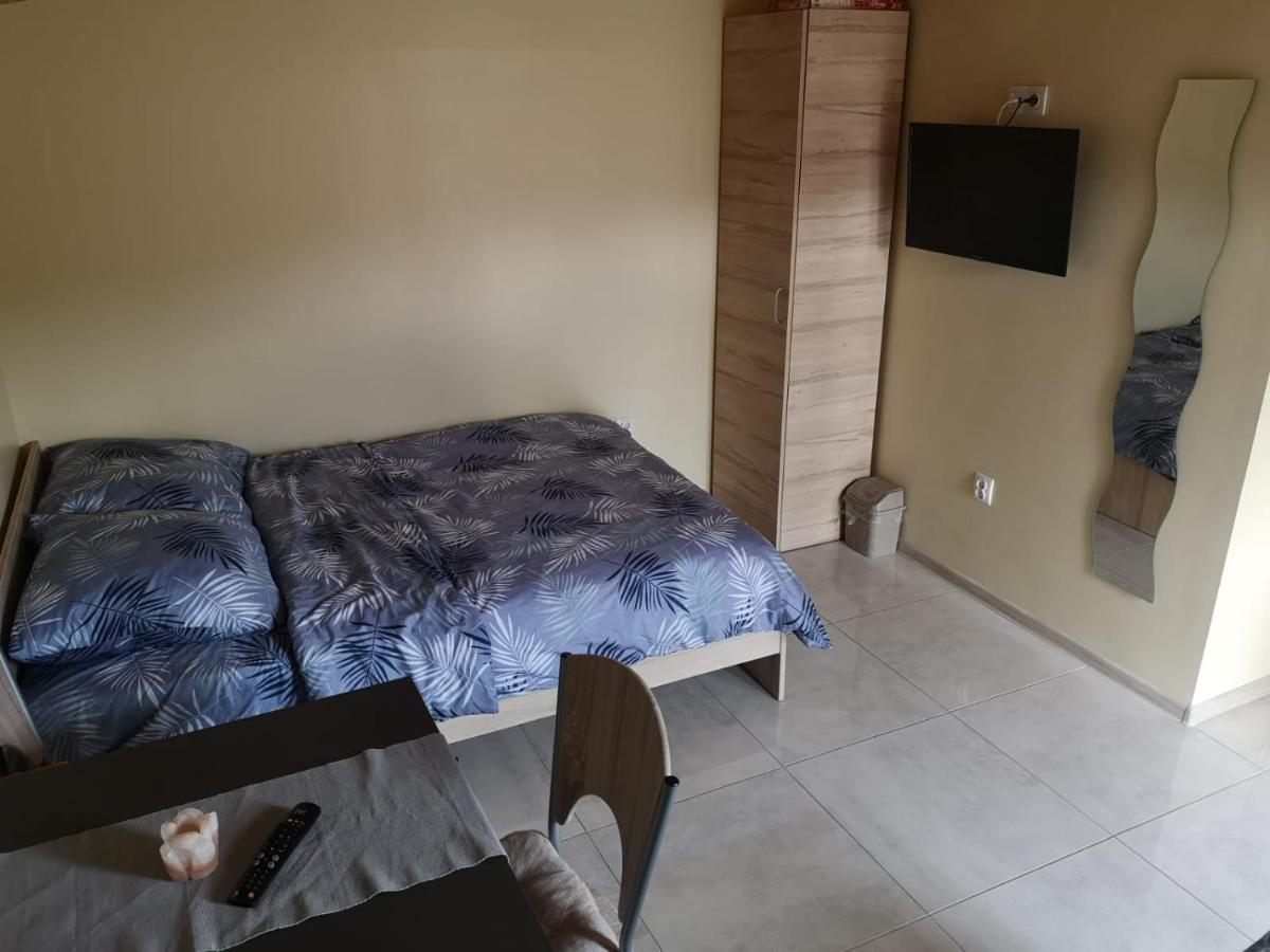 Pokoje Freedoor Ługniany Εξωτερικό φωτογραφία