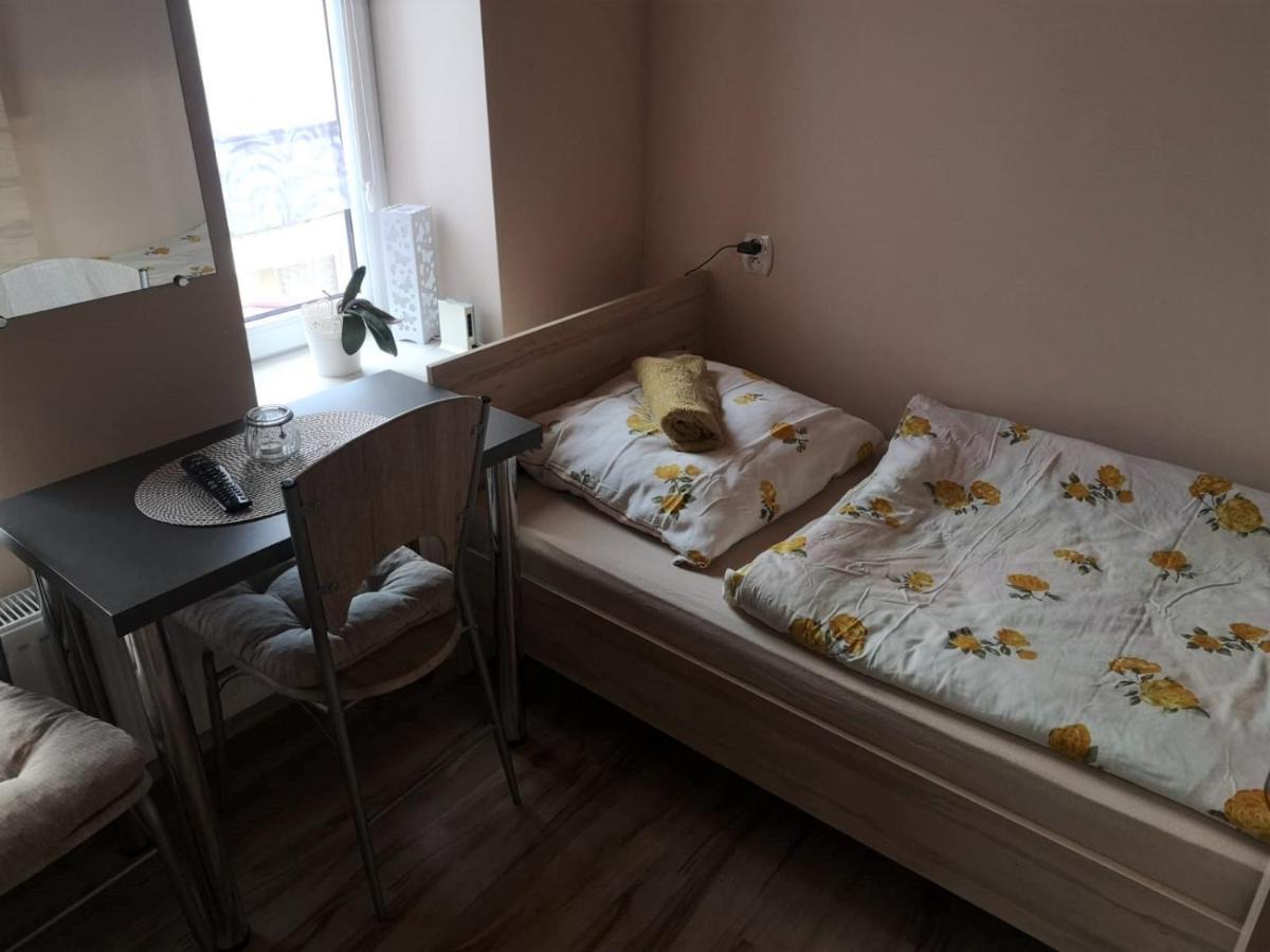 Pokoje Freedoor Ługniany Εξωτερικό φωτογραφία